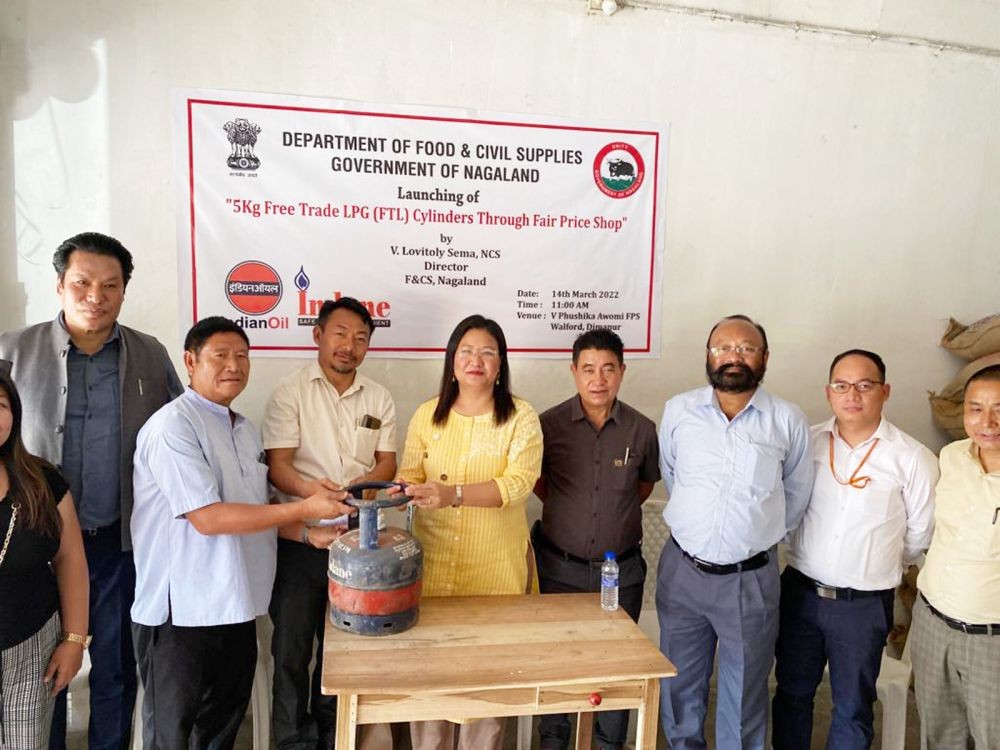 Food & Civil Supplies, Nagaland officials launch the sale of 5 kg Free Trade LPG (FTL) cylinders popularly known as ‘Chhotu Cylinder’ through Fair Price Shops on March 14. (Photo Courtesy: F&CS Nagaland)